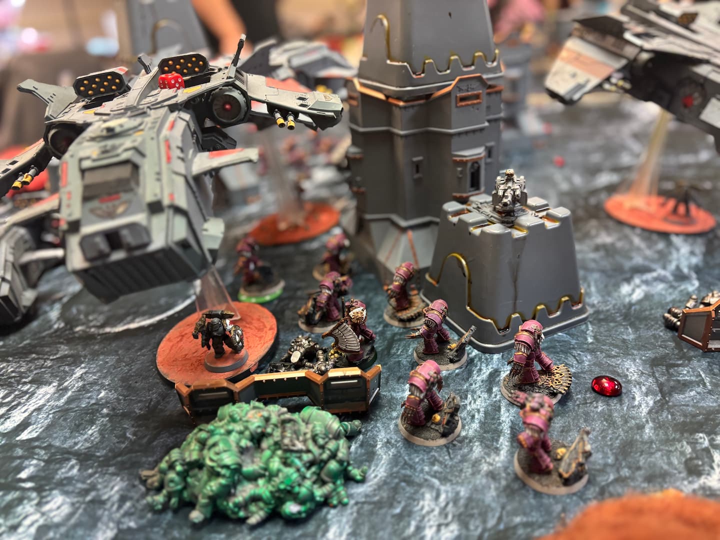 Emperor's Children Terminators intercept a Space Wolves flyer